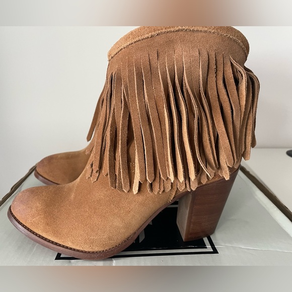 FRYE suede western style bootie with fringe - Picture 2 of 8